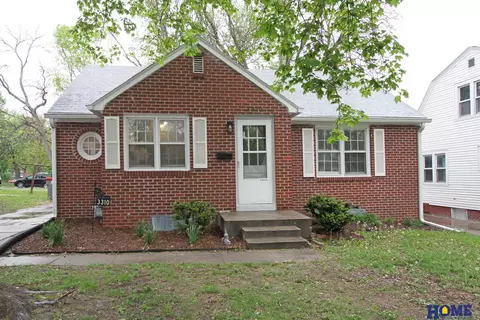 3310 Orchard St, Lincoln, NE 68503