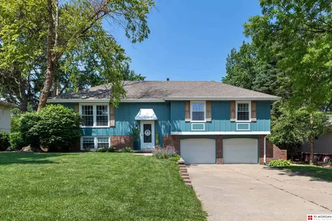 622 S 126th St, Omaha, NE 68154