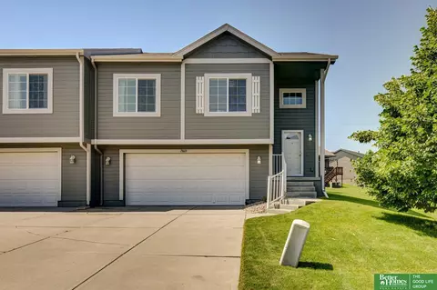 19603 Weir St, Omaha, NE 68135