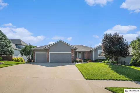 4209 N 158 Ave, Omaha, NE 68116