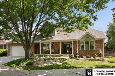 6415 Westminster Ct, Lincoln, NE 68510