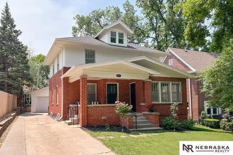 5311 Howard St, Omaha, NE 68106