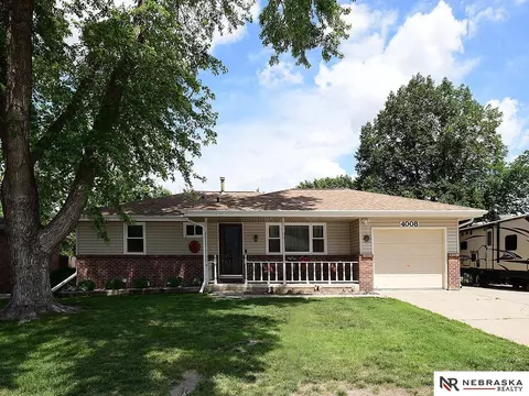 4008 N 17th St, Lincoln, NE 68521