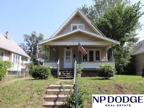 2424 Ellison Ave, Omaha, NE 68111