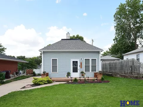 5420 Oldham St, Lincoln, NE 68506