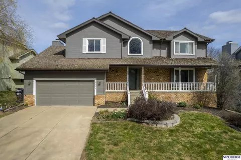 15674 Lafayette Ave, Omaha, NE 68118