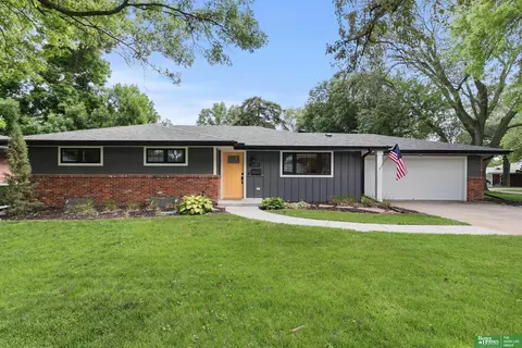 2335 Marilynn Ave, Lincoln, NE 68502