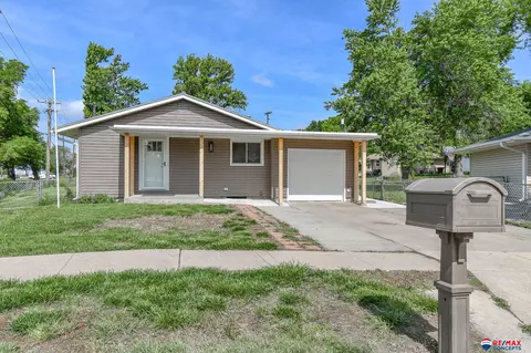 1800 Brower Rd, Lincoln, NE 68502