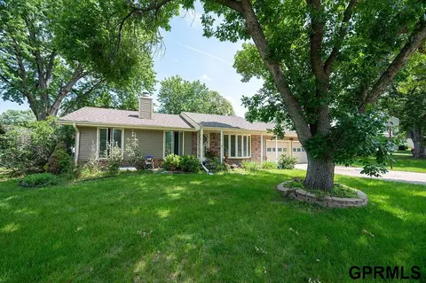 1200 Clearview Blvd, Lincoln, NE 68512
