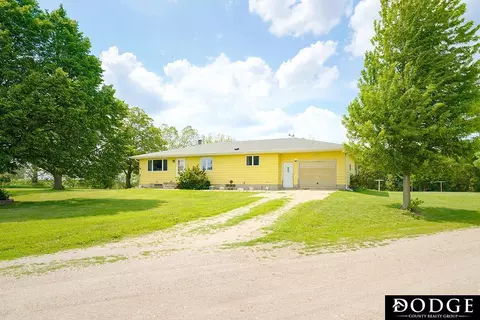 1028 County Road H, Scribner, NE 68057