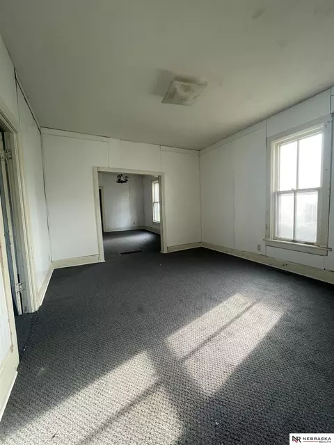 814 W 5th St, Fremont, NE 68025