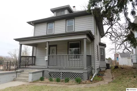809 S 36th St, Omaha, NE 68105