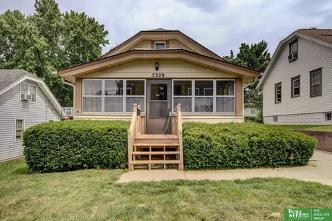 5220 Poppleton Ave, Omaha, NE 68106