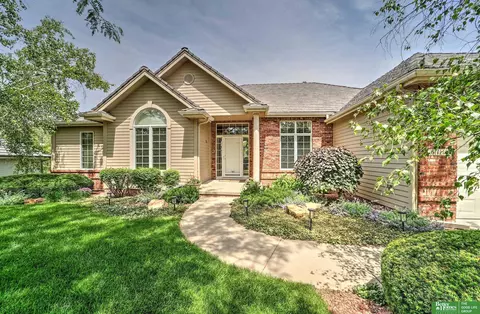 16114 Spencer St, Omaha, NE 68116