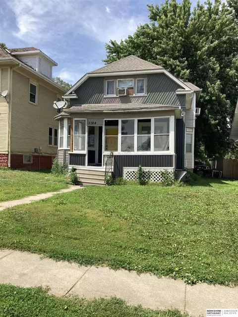 3184 Larimore Ave, Omaha, NE 68111