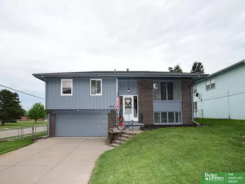 9705 Cady Ave, Omaha, NE 68134