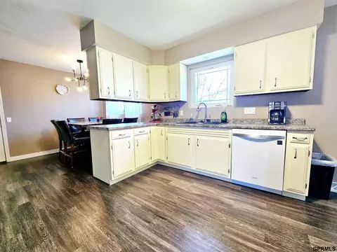 108 W Ridge St, Sutton, NE 68979 photo 3