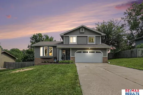 12729 Ellison Ave, Omaha, NE 68164