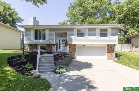 5424 S 151 St, Omaha, NE 68137