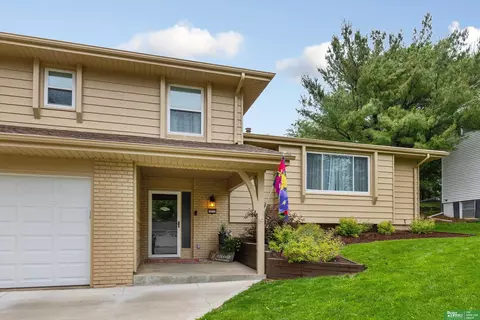 12712 Harney St, Omaha, NE 68154