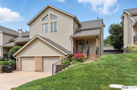 2108 S 62nd St, Omaha, NE 68106