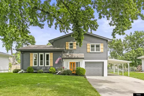 20240 Pinkney St, Elkhorn, NE 68022
