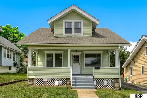 3016 Newport Ave, Omaha, NE 68112