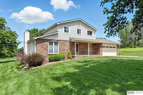 12606 Fairview Ct, Springfield, NE 68059 photo 2