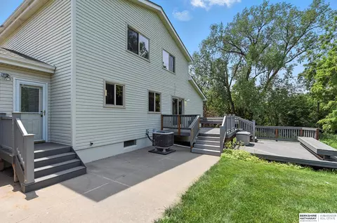 12606 Fairview Ct, Springfield, NE 68059 photo 4