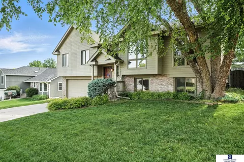 2303 N 150 Ave, Omaha, NE 68116