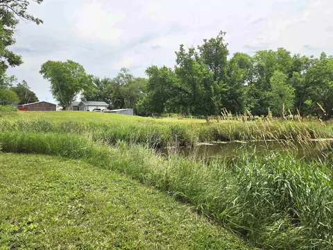Exterior - 3846 E Locust Ln, Holmesville, NE 68310 photo 6 of 15