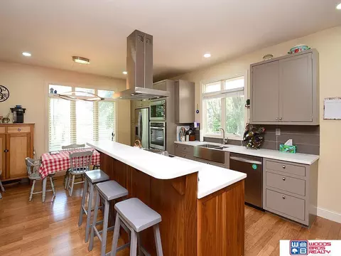 Kitchen - 3846 E Locust Ln, Holmesville, NE 68310 photo 2 of 5