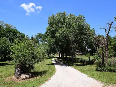 Exterior - 3846 E Locust Ln, Holmesville, NE 68310 photo 11 of 15