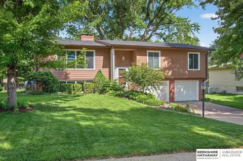 247 N 117th Ave, Omaha, NE 68154