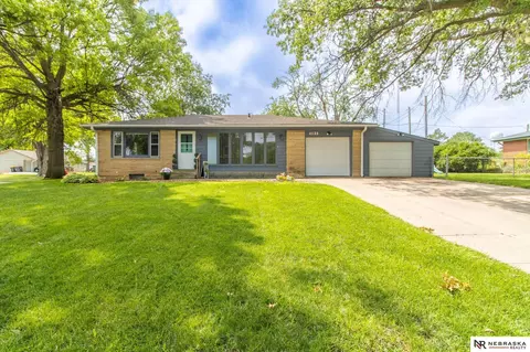4135 X St, Lincoln, NE 68503
