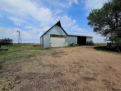 Exterior - 2120 Road 314 County Rd, Sutton, NE 68979 photo 12 of 19