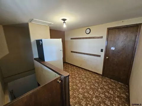 Entry Way - 2120 Road 314 County Rd, Sutton, NE 68979 photo 1 of 3