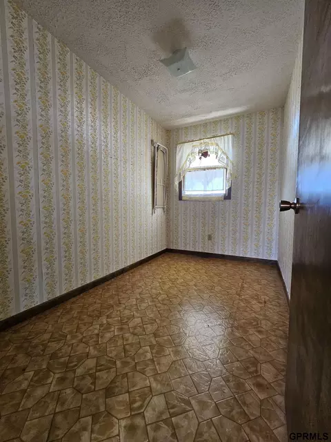 Bedroom - 2120 Road 314 County Rd, Sutton, NE 68979 photo 1 of 7