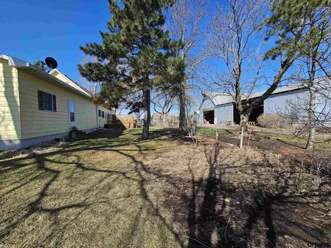 Exterior - 2120 Road 314 County Rd, Sutton, NE 68979 photo 3 of 19