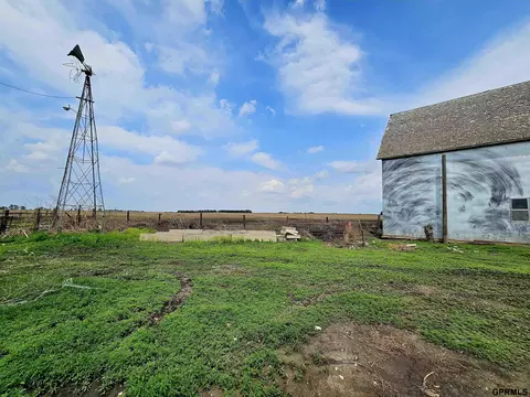Exterior - 2120 Road 314 County Rd, Sutton, NE 68979 photo 16 of 19