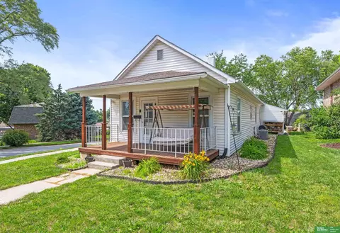 13130 N St, Omaha, NE 68137