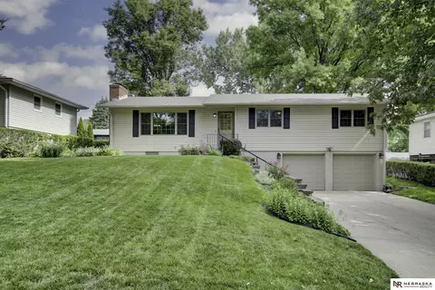 11018 Hascall St, Omaha, NE 68144