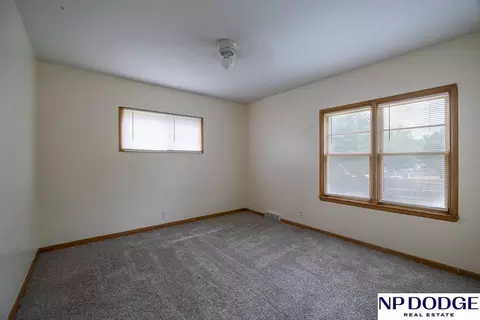 Bedroom - 116 E Hillcrest Dr, Seward, NE 68434 photo 2 of 5