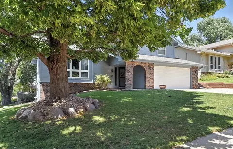 12966 Miami Cir, Omaha, NE 68164