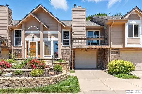 5580 Shirley St, Omaha, NE 68106
