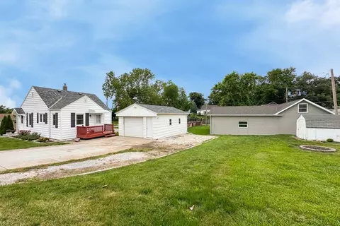 Other - 210 Cedar St, Springfield, NE 68059 photo 3 of 15