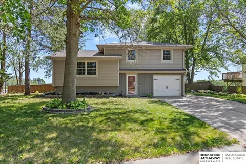 301 Gladys Ave, Yutan, NE 68073