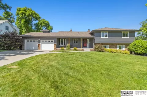3604 S 94th St, Omaha, NE 68124