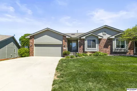 13410 Camden Ave, Omaha, NE 68164