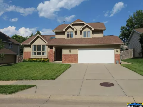933 N 150 St, Omaha, NE 68154